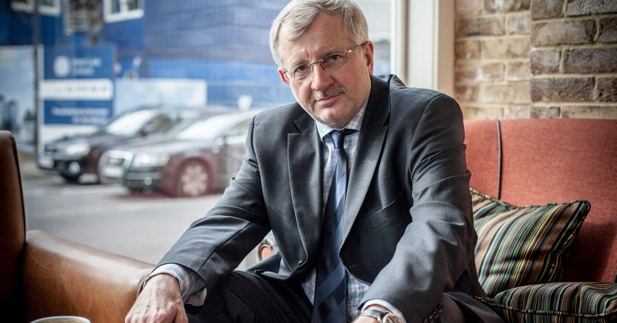 Dawny współpracownik Kwaśniewskiego wraca do Sejmu. Zasłynął kontrowersyjnym gestem