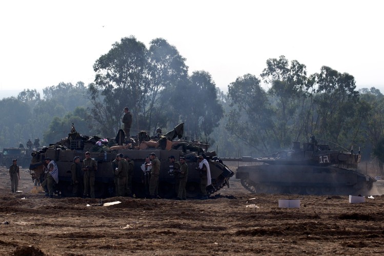 Izraelscy żołnierze gotowi na inwazję
