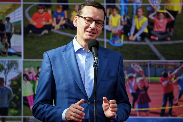 Premier Morawiecki bierze się za polską piłkę nożną. Półtora miliarda złotych na jej wsparcie i rozwój