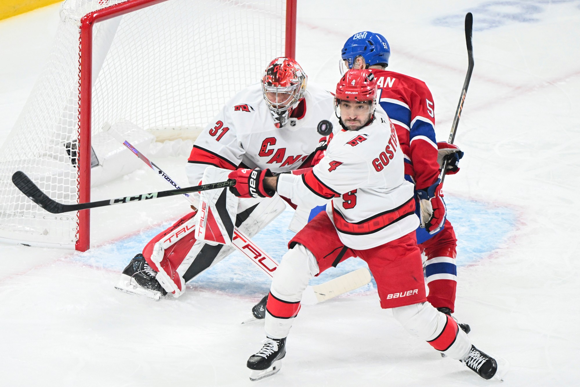 Zápas NHL: Montreal Canadiens - Carolina Hurricanes.