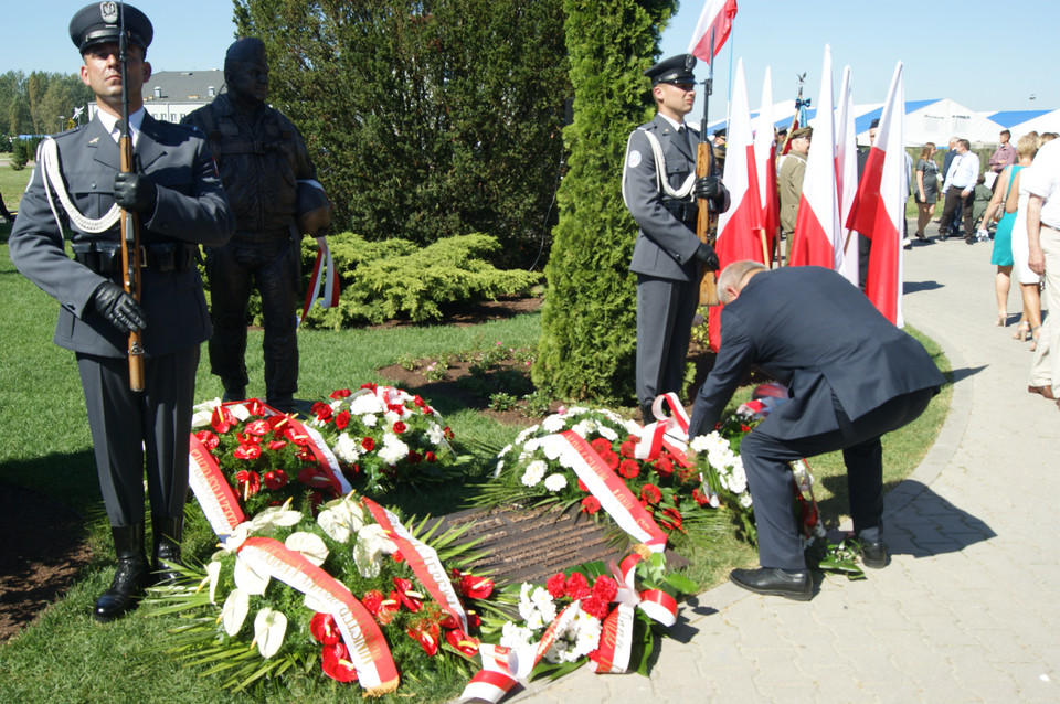 Uroczyste odsłonięcie pomnika gen. Andrzeja Błasika