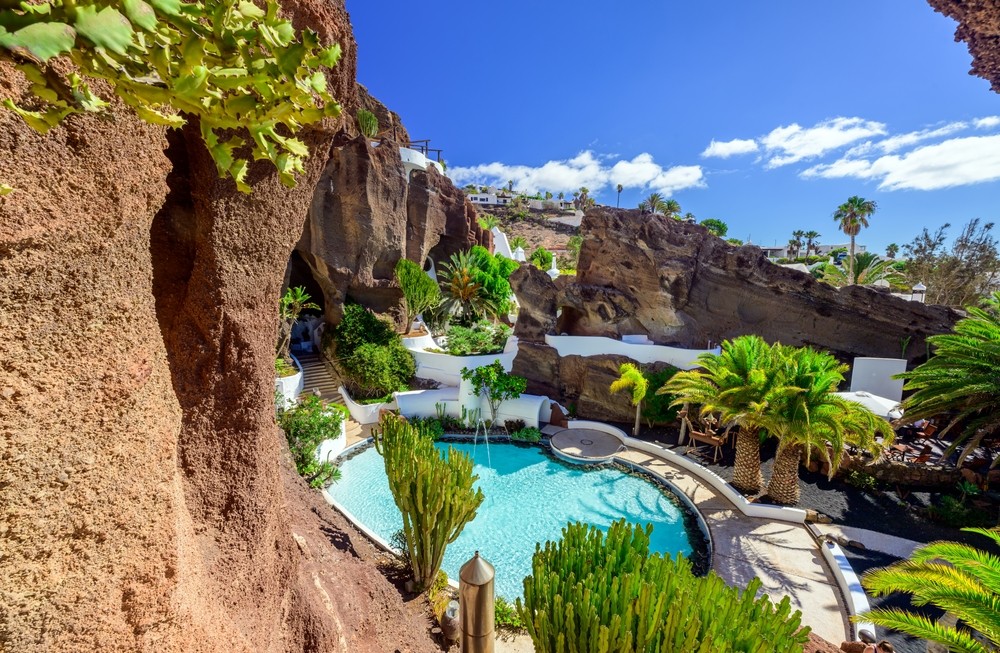 Lanzarote drží rukopis známeho rodáka Césara Manriqueho.