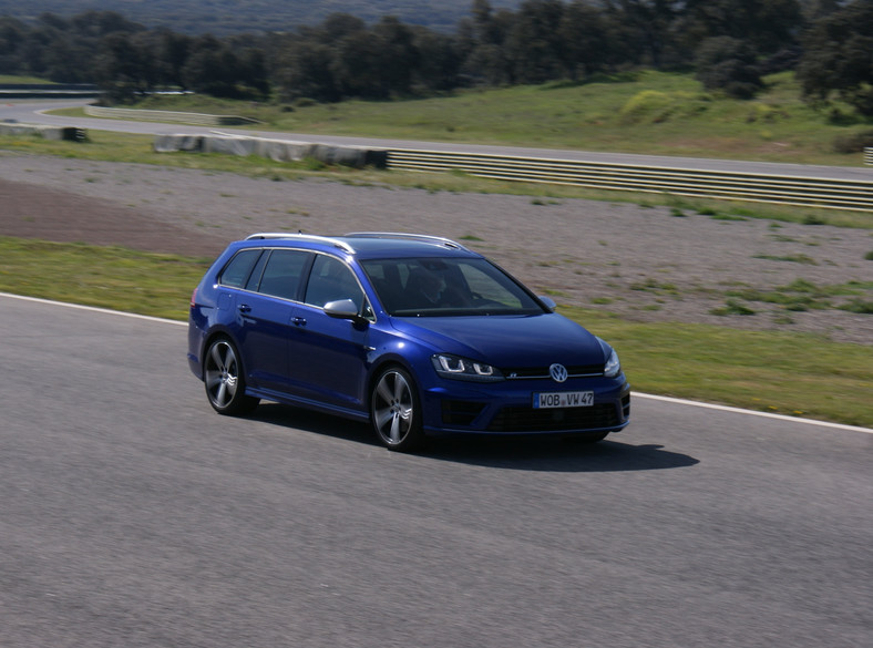 Volkswagen Golf R Variant