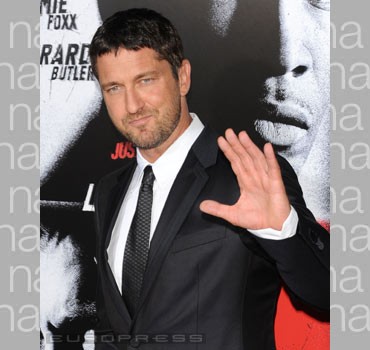 24490_gerard-butler-d00014F823ef0e1d1630a