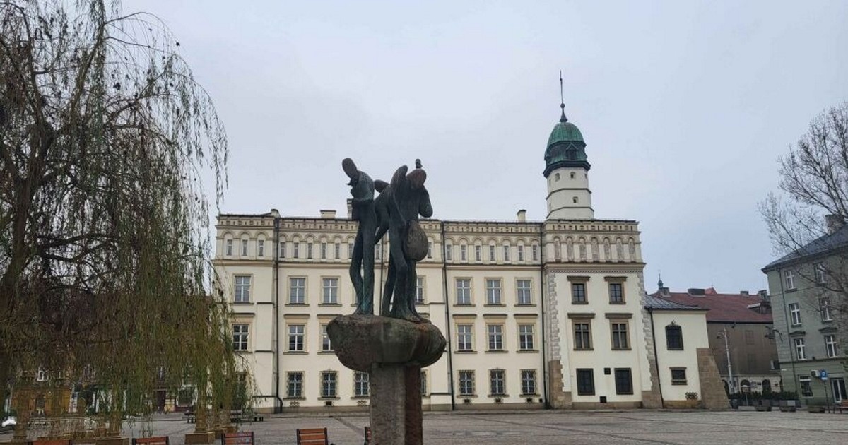 Nowa odsłona pl. Wolnica – jest zdecydowanie przyjmeniej