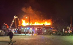 Bydgoszcz. Pożar ul. Fordońskiej. Hala Fabryki Lloyda spłonęła doszczętnie