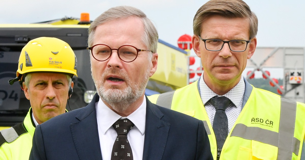 Pokus o žhářství zmařen v Praze.  Český premiér ukazuje prstem na Rusko