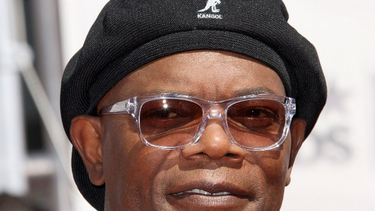 Znany hollywodzki aktor, Samuel L. Jackson, poparł Baracka Obamę. Film, w którym woła "obudź się, k...!", budzi jednak kontrowersje.