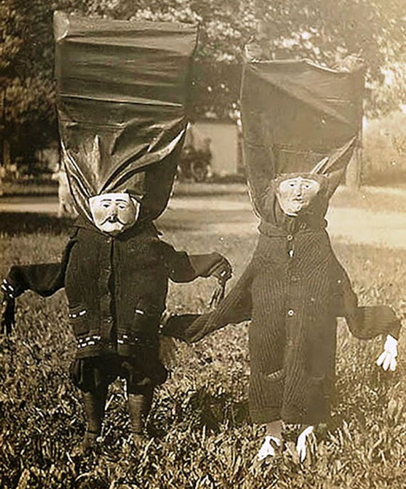 Najstraszniejsze kostiumy na Halloween z dawnych lat