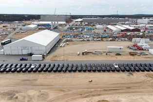 Media: Tesla chce podwoić produkcję w Brandenburgii