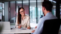 jakich-pytan-nie-mozna-zadawac-na-rozmowie-o-prace