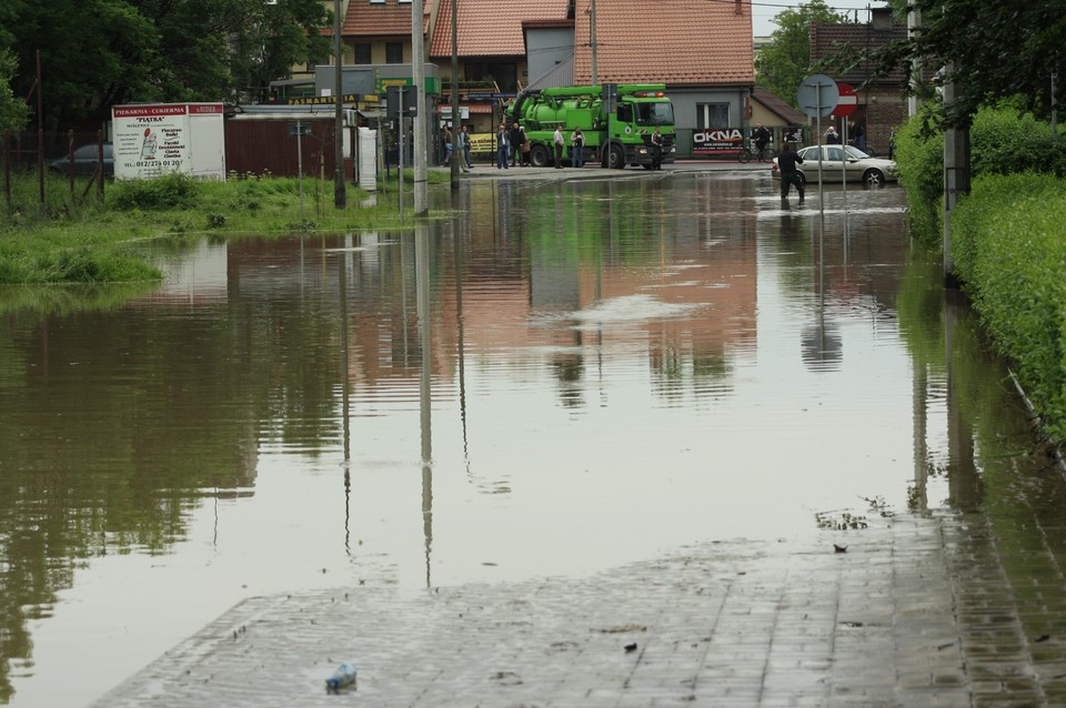 KRAKÓW POWÓDŹ MAJORA CZERWONY PRĄDNIK