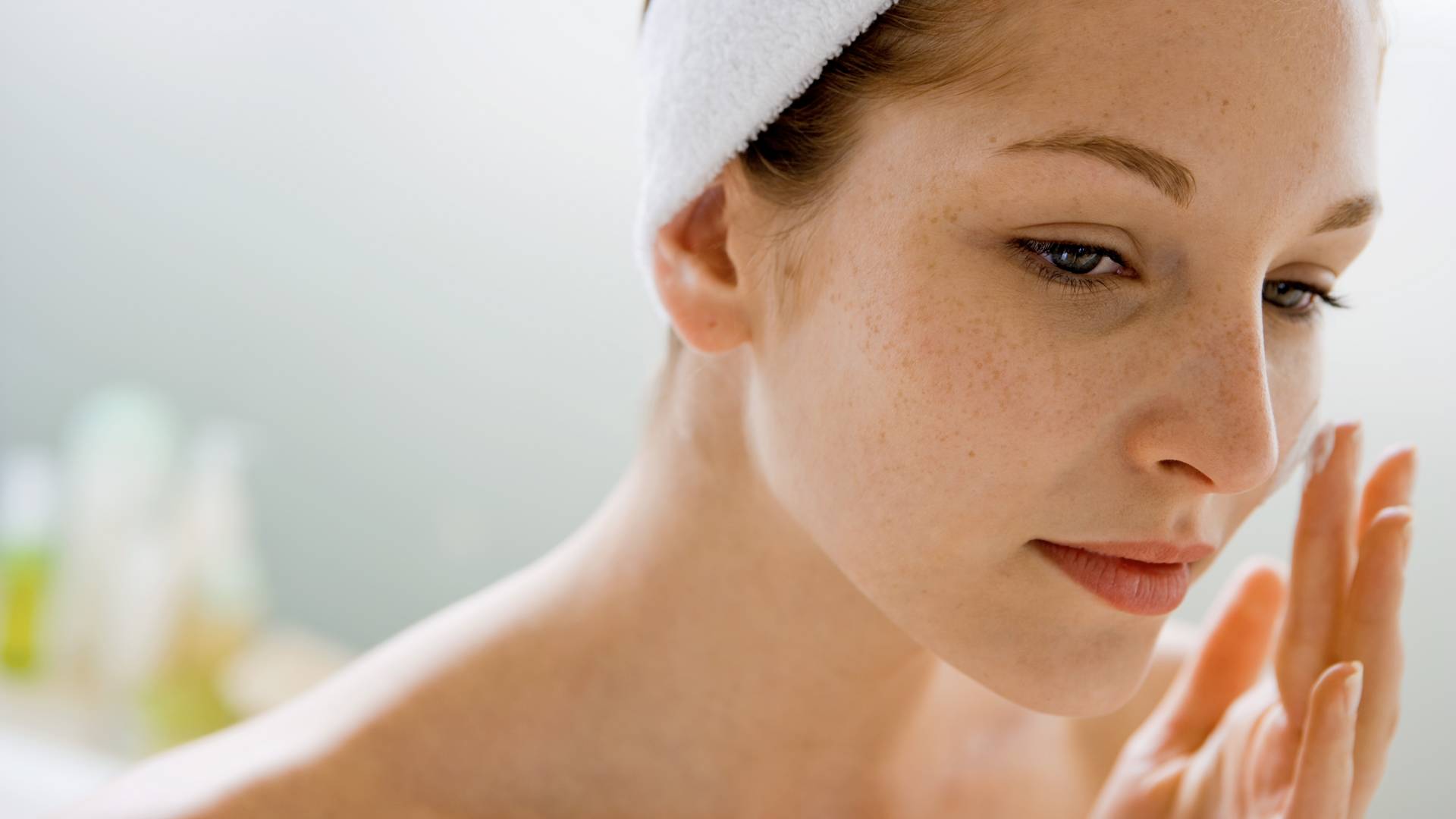 Te kosmetyki ukoją twoją skórę po kuracji kwasami czy retinolem