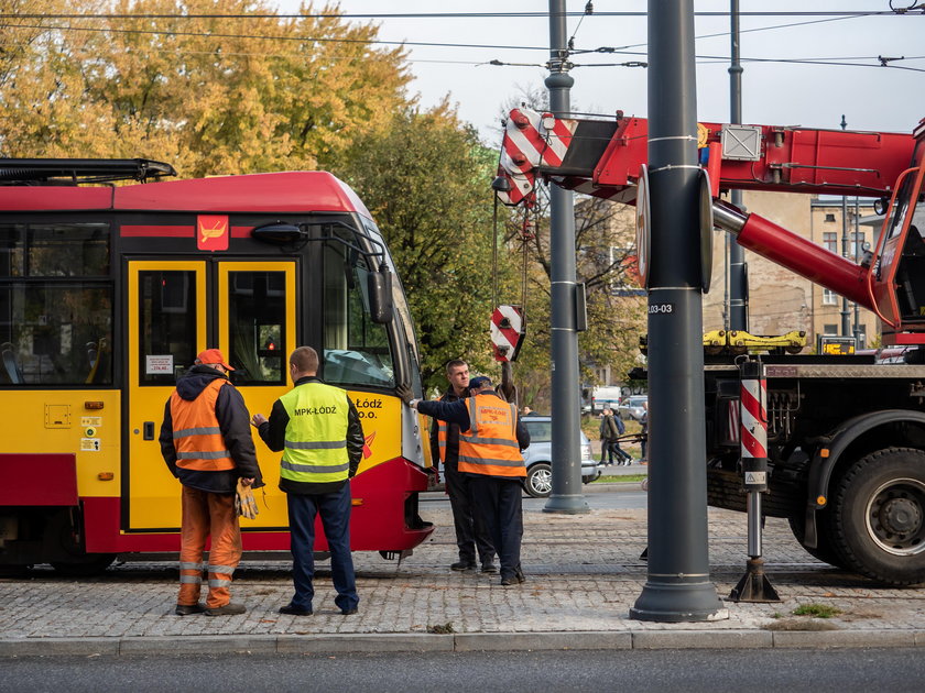 Wykolejenie tramwaju przy al. Piłsudskiego 