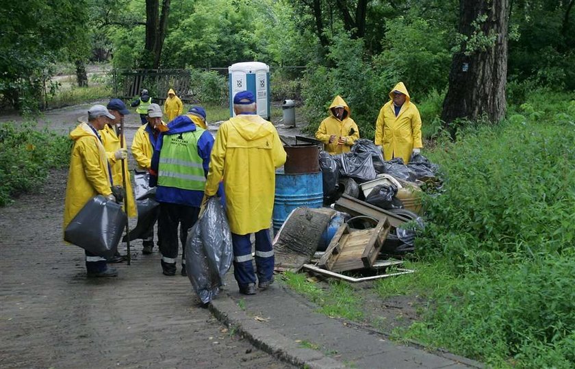 Miasto usunie śmieci i konary znad Wisły, wytnie drzewa w międzywalu, zlikwiduje altanki działkowe na Golędzinowie, zbuduje umocnienia na Wybrzeżu Helskim, naprawi Wał Zawadowski. Pójdzie na to 2,8 mln zł