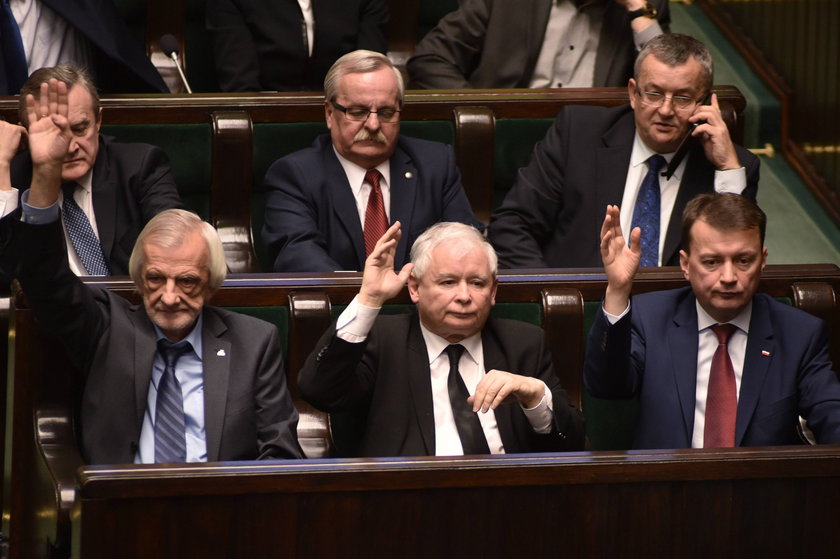 Jarosław Kaczyński podczas głosowania