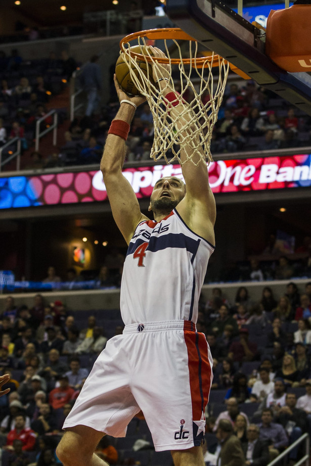 Liga NBA: Gortat i Beal poprowadzili Wizards do zwycięstwa nad Knicks