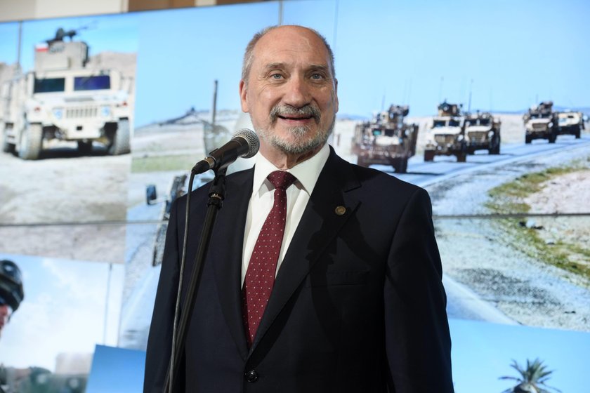 Macierewicz: w ciągu 10 lat nasza armia będzie w stanie zatrzymać każdego przeciwnika