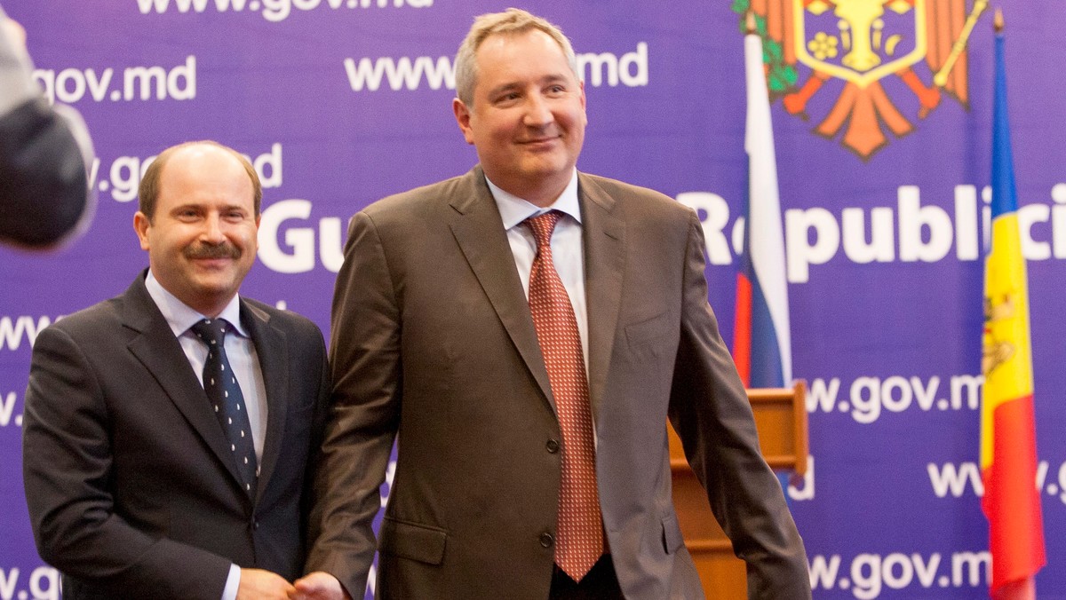 Wicepremier Rosji Dmitrij Rogozin ostrzegł Mołdawię przed negatywnymi skutkami integracji z UE, co mogłoby, jego zdaniem, doprowadzić do wzrostu cen dostaw rosyjskiego gazu. Mołdawia zapowiedziała jednak, że nie zamierza ulegać rosyjskim pogróżkom.