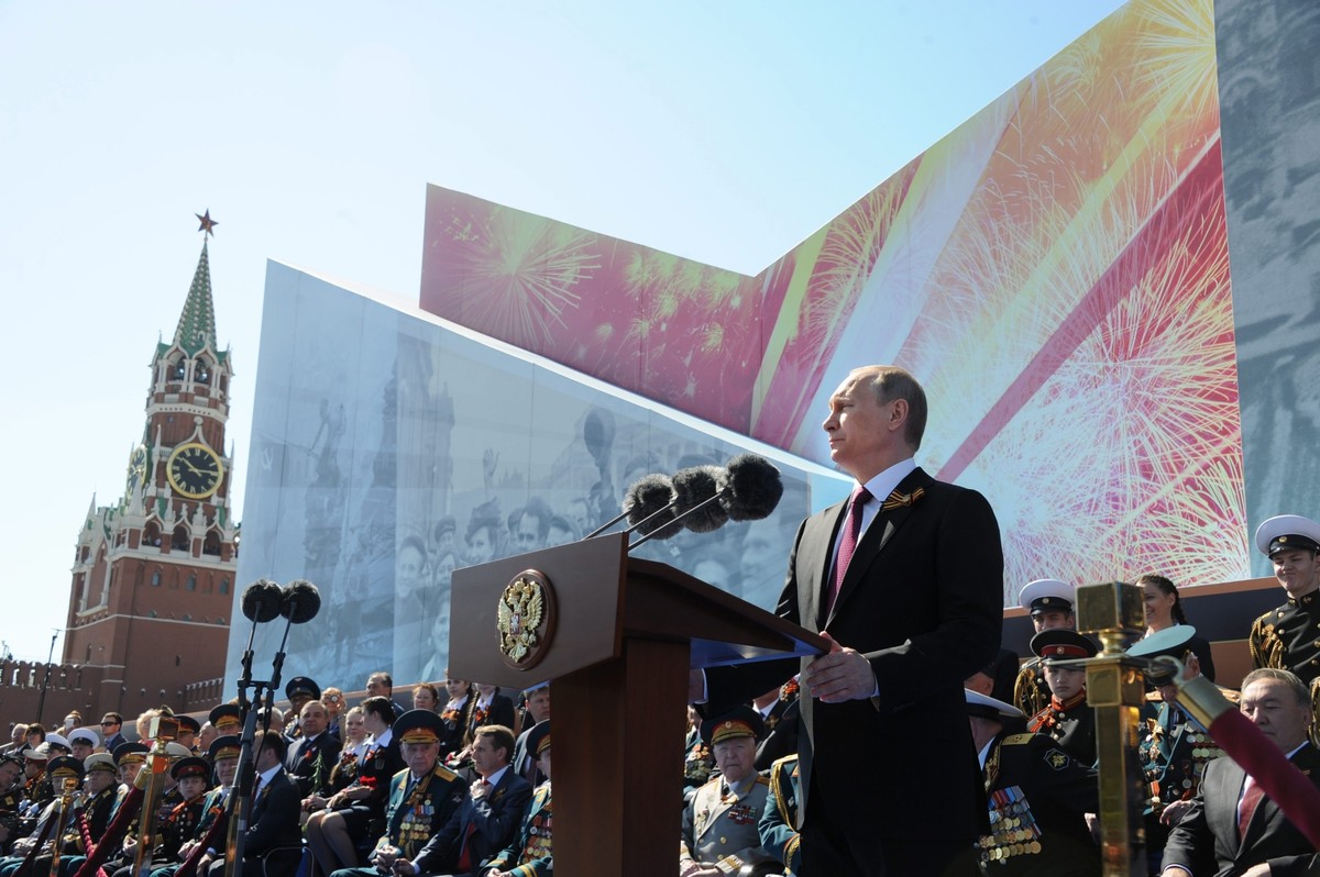 Władimir Putin podczas uroczystości Dnia Zwycięstwa, EPA/MICHAEL KLIMENTYEV / SPUTNIK / KREMLIN POOL MANDATORY CREDIT Dostawca: PAP/EPA.
