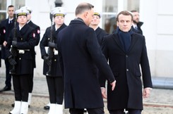 'Le Monde' pisze o 'duecie francusko-polskim'. 'Od tego zależy przyszłość obronności'