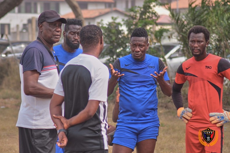 Asamoah Gyan tat Legon Cities training 