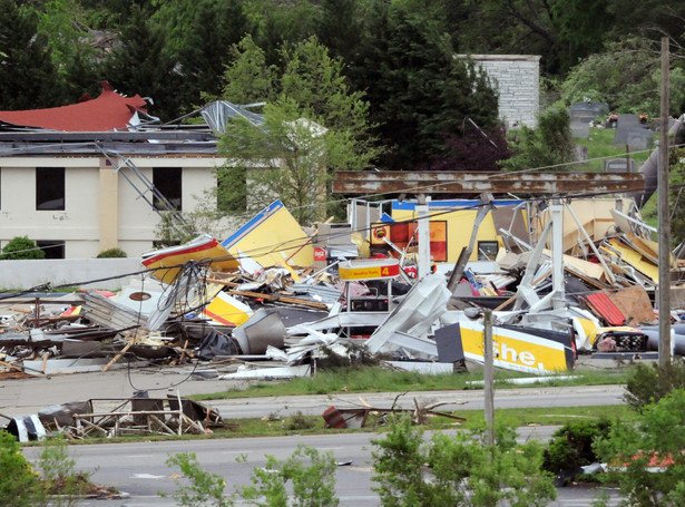 Ponad 230 ofiar zabójczego tornada na południu USA