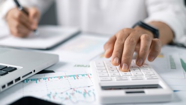 największy polski bank z poważną karą. powód może zaskakiwać