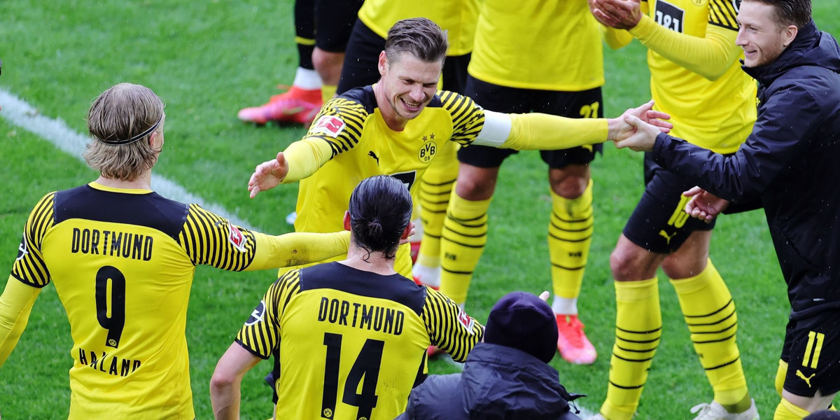 Bundesliga - Borussia Dortmund v Bayer Leverkusen