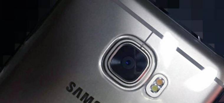 Samsung Galaxy C5 pozuje na nowych zdjęciach