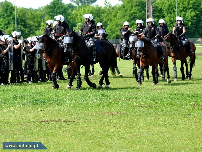 Policja ćwiczy działania przed zabezpieczeniem imprez masowych