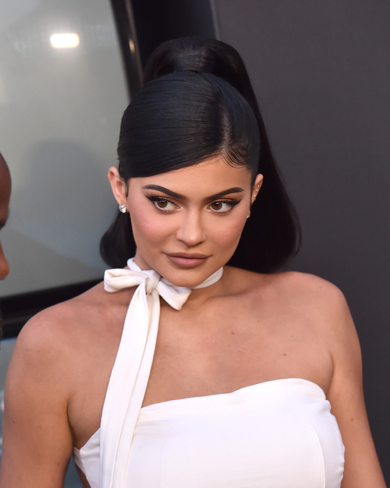 Kylie Jenner została mamą w młodym wieku