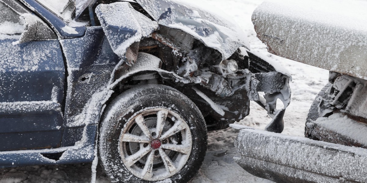 Tragiczne skutki burzy śnieżnej. W godzinę zginęło 6 osób