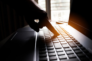 Prokurator Gołda: Cyberprzestępstwa to bardzo tania „inwestycja” [WYWIAD]