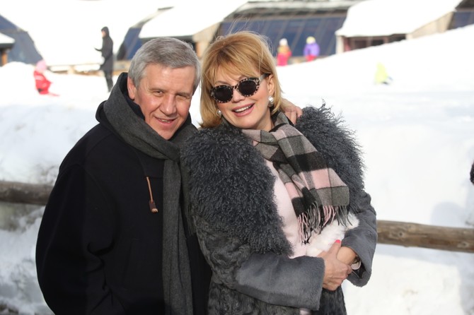 Suzana Mančić i Simon Ocomokos