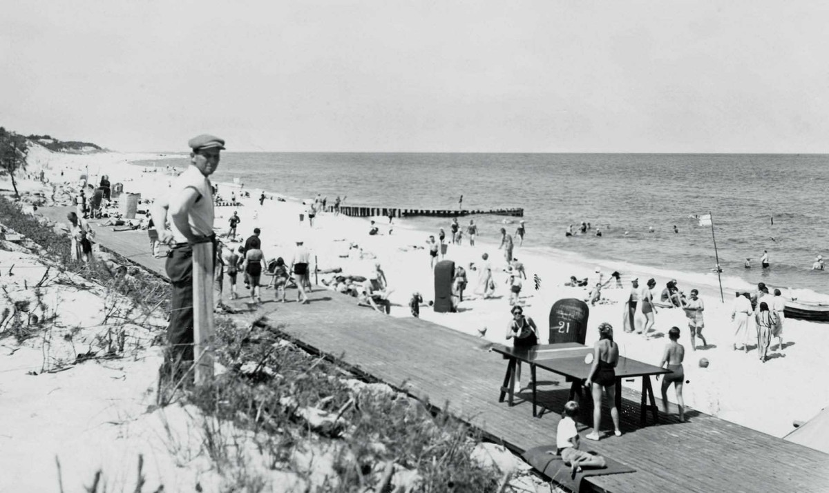 Plaża w Juracie. Okres międzywojenny (dokładna data nieznana)