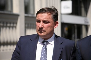 'Witamy cię Sylwek'. Tak Morawiecki przywitał nowego posła