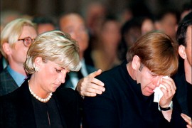 Tugovala je na NJEGOVOJ SAHRANI ne sluteći da će za mesec dana I SAMA BITI SAHRANJENA: Princeza Dajana STRADALA JE ISTOG LETA kad i njen veliki prijatelj