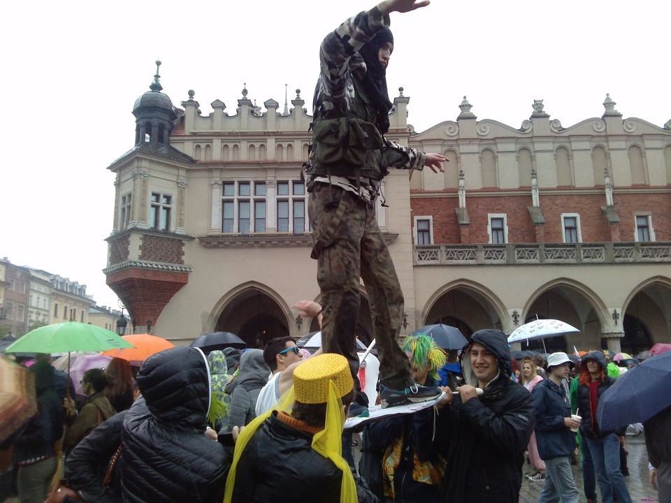 Juwenalia po krakowsku, studenci wygrali z deszczem