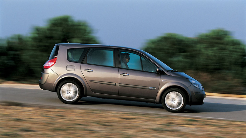 Renault Grand Scenic (2004-09) - cena od 10 500 zł