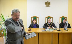 Pozew byłego szefa stadniny w Janowie Podlaskim przeciwko ministrowi rolnictwa