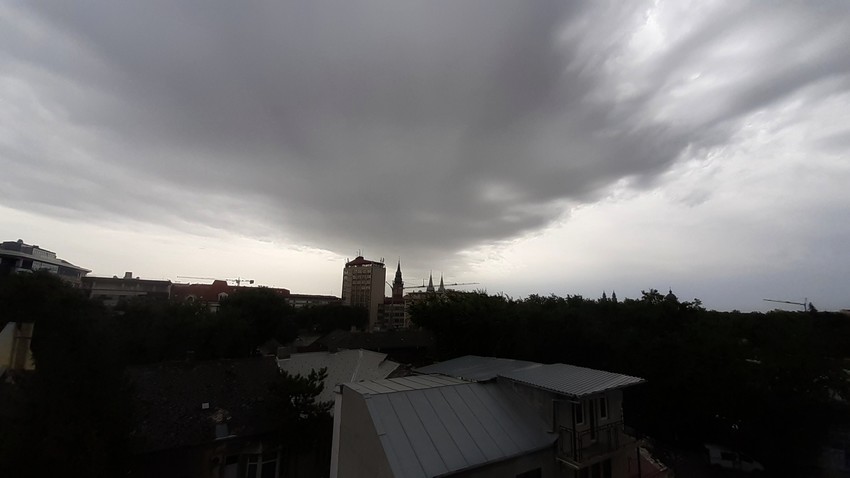 Crni oblaci nad Suboticom