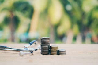 Zasiłek chorobowy 2026 – wysokość, okres i zasady wypłaty