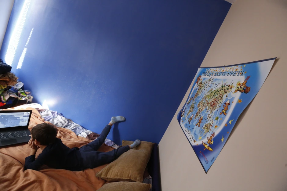 Mali Boromir tek predveče može u parkić