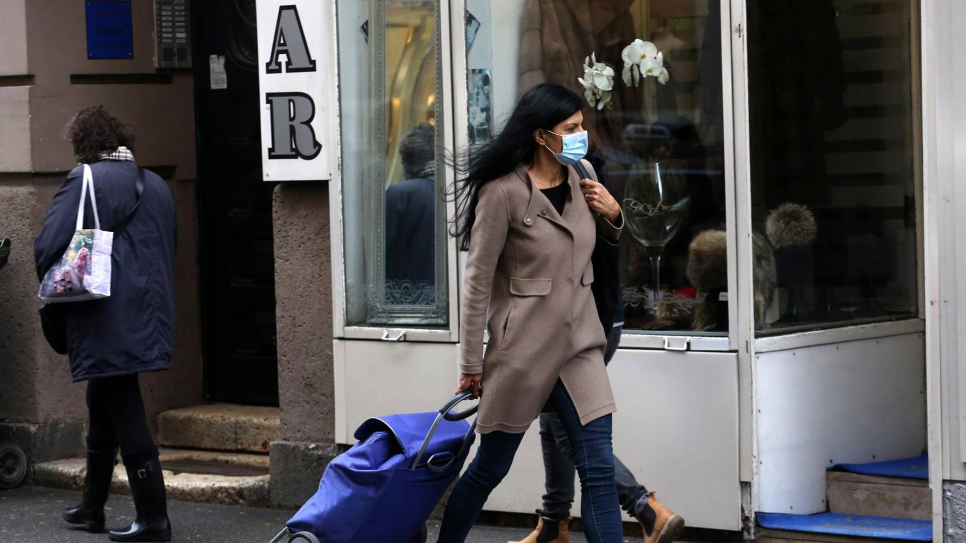 Novi crni rekord, skoro 3.000 zaraženih koronom u jednom danu, najgore u Beogradu i Užicu