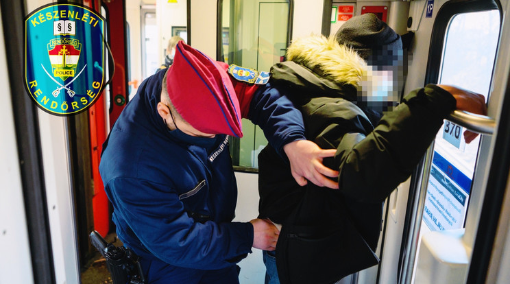 Bliccelni akart a vonaton a 35 éves, körözött férfi / Illusztráció: police.hu