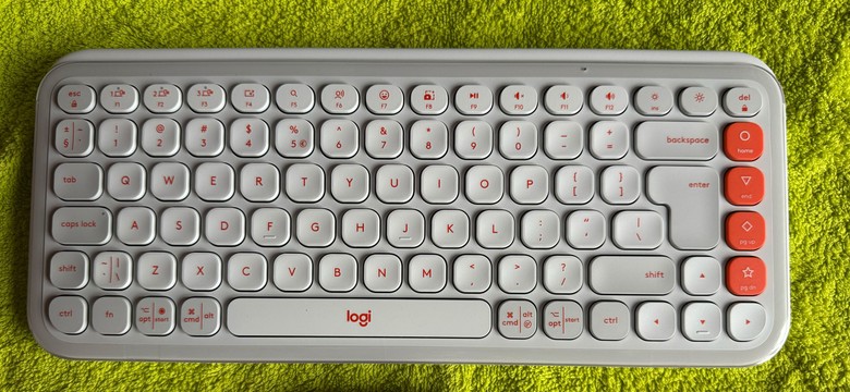 Logitech Pop Icon. Forma wygrała z ergonomią. I ta mysz... [RECENZJA]