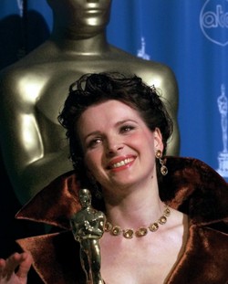 Oscar do renowacji. Co zmalował synek Juliette Binoche?
