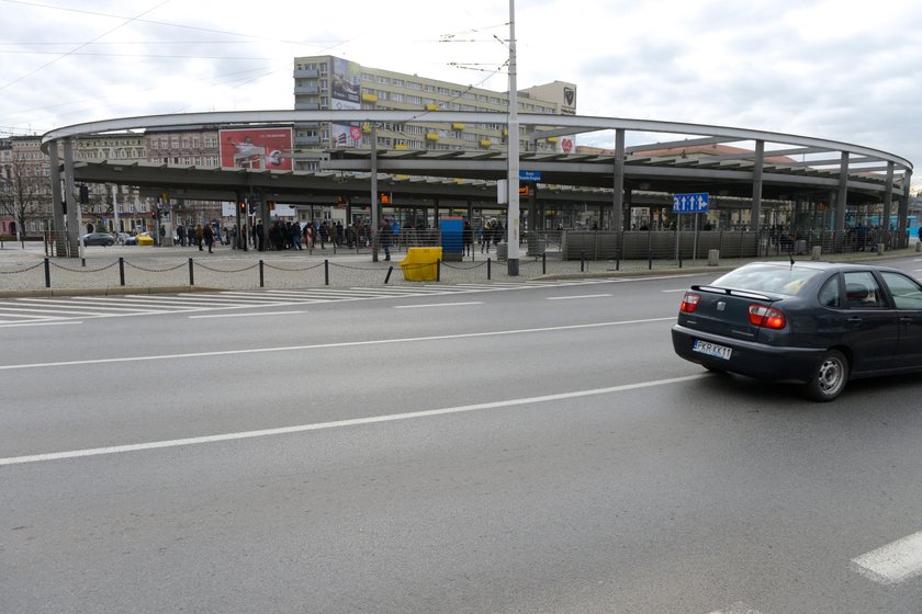 Na rondzie Reagana pojawią się pasy