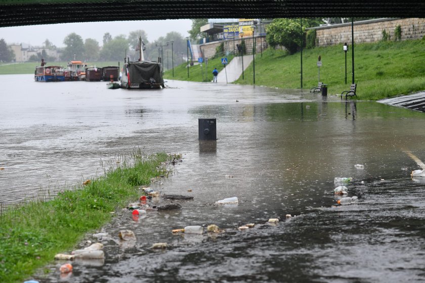 Dramatyczna sytuacja powodziowa na południu Polski